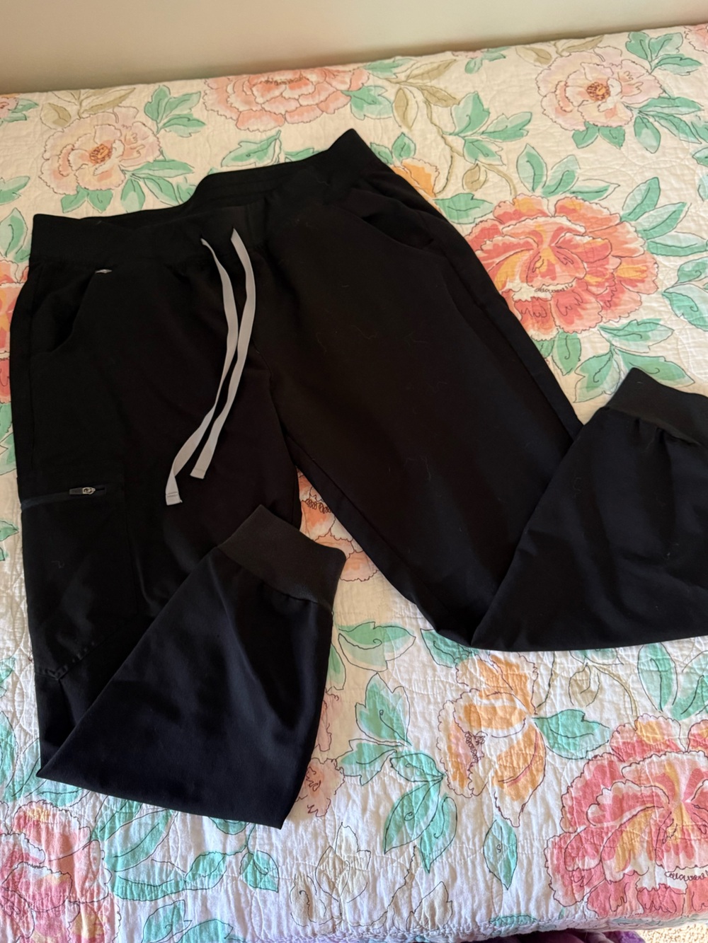 FIGS Scrub Pants